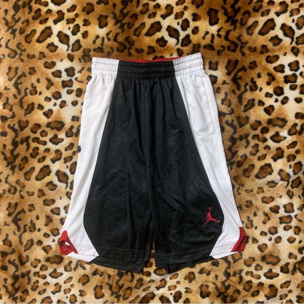Jordan Dri-FIT Black and Red Athletic Shorts men’s medium